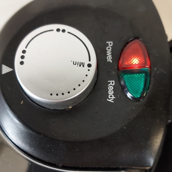 Oster Rotary Waffle Maker Chrome Colored W/Drip Plate Easly Flip Waffles - Picture 8 of 9